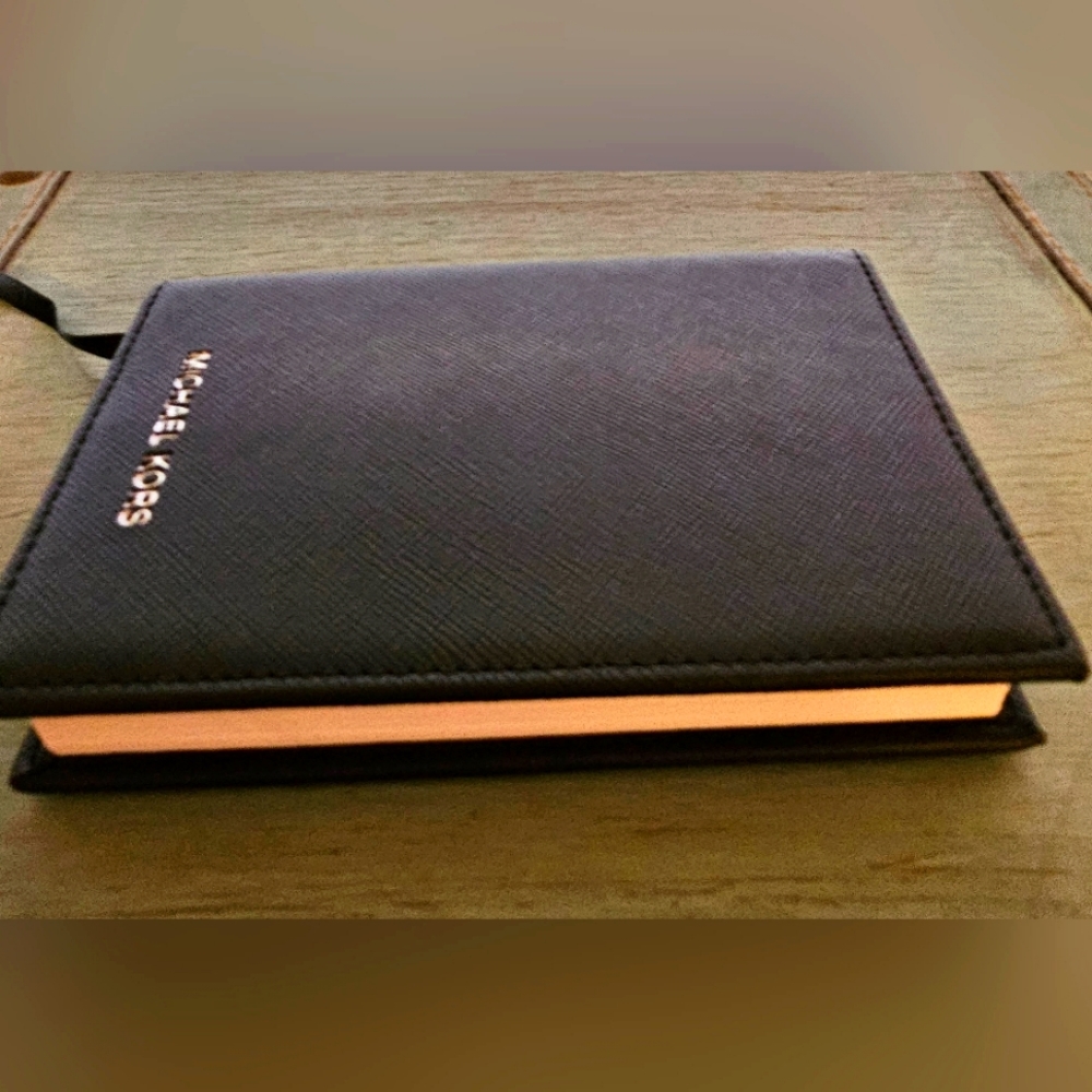 Michael Kors Refillable Notebook - Picture 3 of 7
